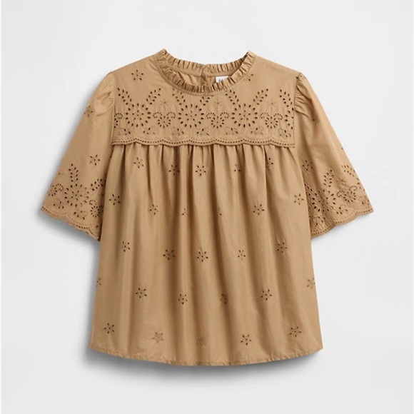 GAP Tops - GAP Relaxed Puff Sleeve Eyelet Ruffle Elbow Sleeve Cotton Top in Tan, XL NWT